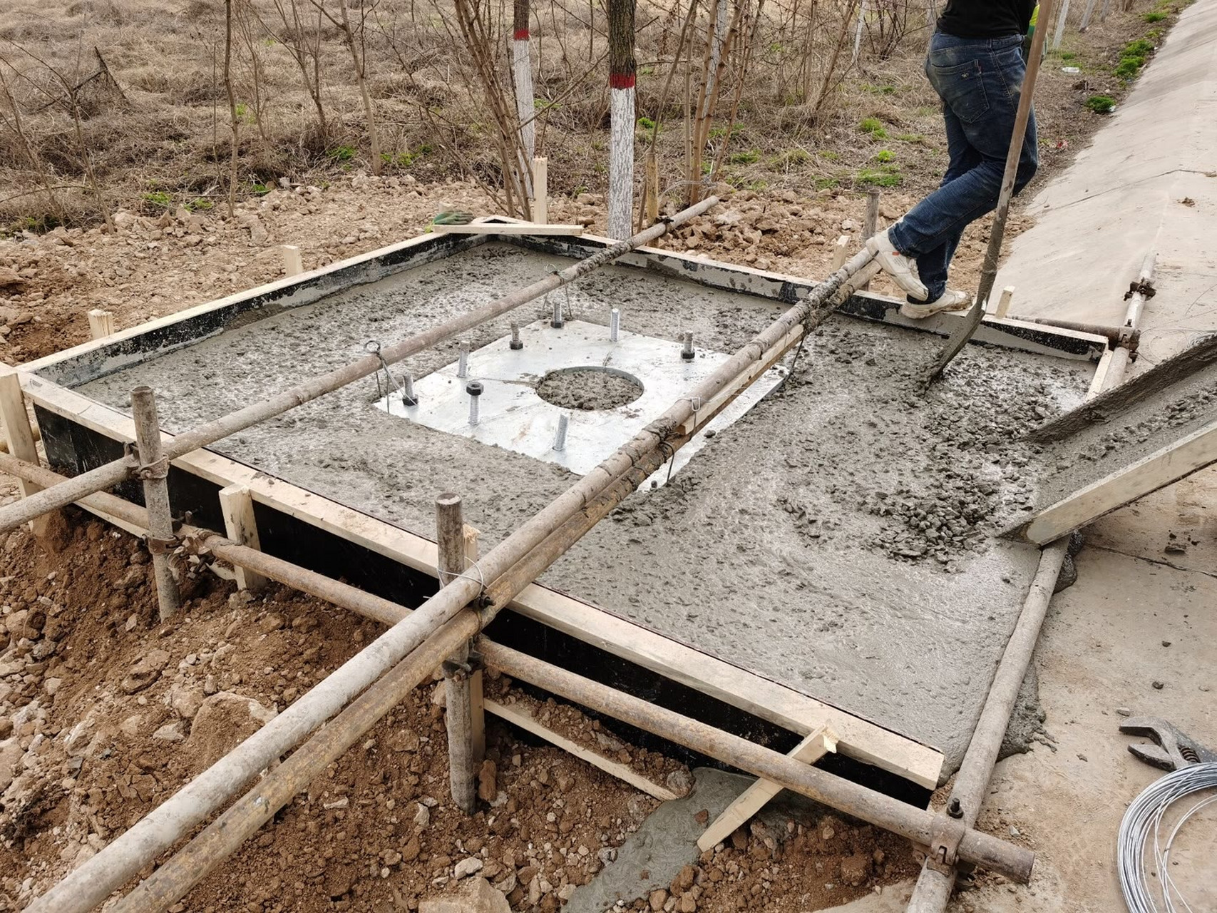 設備基礎二次灌漿施工規范｜無收縮灌漿料施工工藝要點